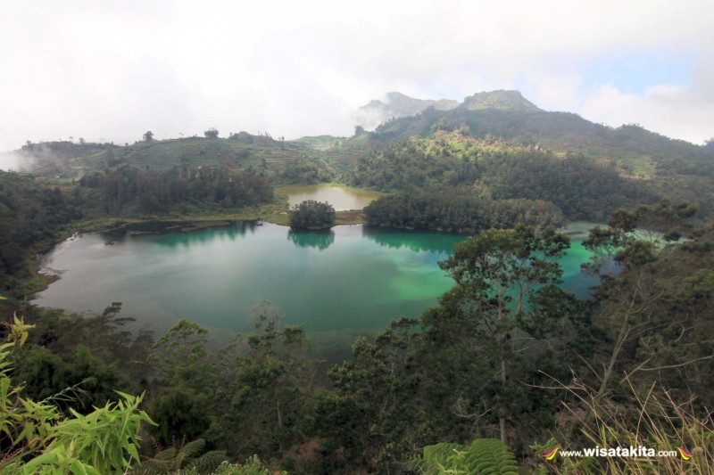 Telaga Warna Dieng