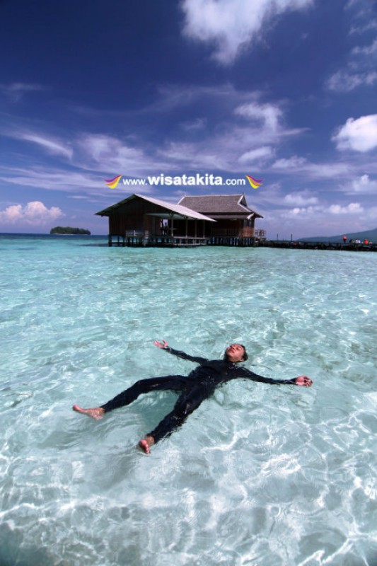 Pulau Tengah Taman Nasional Karimunjawa